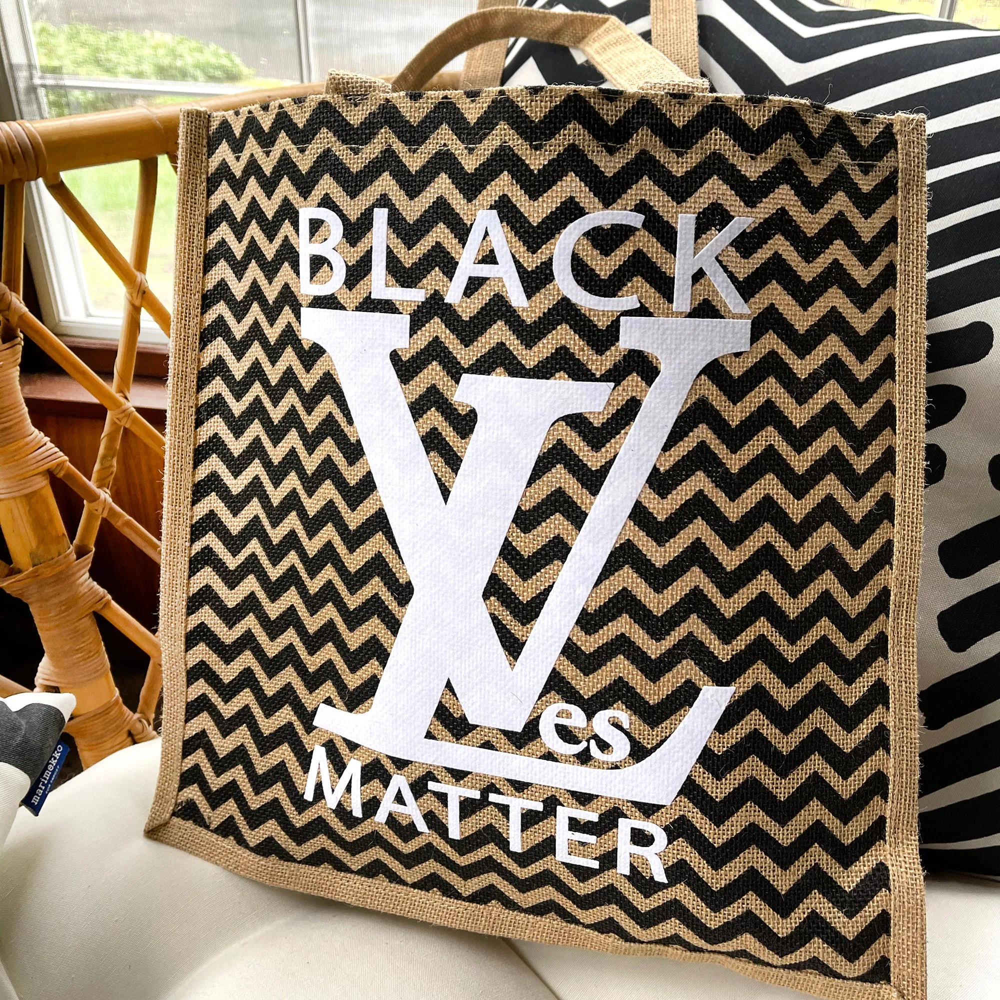 Large- Black Lives Matter Tote!
